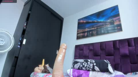 Snapshot of alicia_whittee chatting on 05-11-26, 02:45 alicia_whittee online show from 05-11-26, 02:45