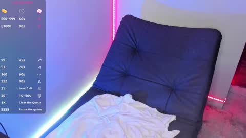 Snapshot of aliciaballard chatting on 01-19-25, 10:17 Jennyfer online show from 01-19-25, 10:17