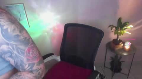 Jennyfer online show from 05-25-26, 08:26