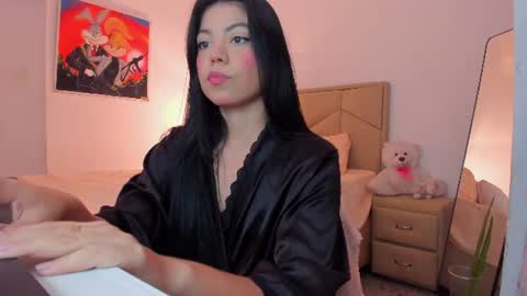 Snapshot of aliciabiden chatting on 07-06-26, 02:47 aliciabiden online show from 07-06-26, 02:47