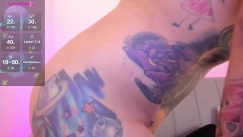 CINNAMON GIRL online show from 12-13-24, 11:50