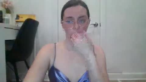 alicjateenpolish online show from 05-20-26, 03:13
