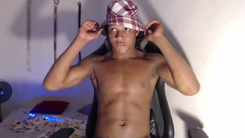 Snapshot of alid_17 chatting on 12-17-24, 06:31 Alid 17 online show from 12-17-24, 06:31