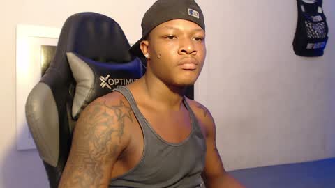 Snapshot of alid_17 chatting on 01-22-25, 03:31 Alid 17 online show from 01-22-25, 03:31