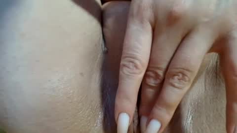 Snapshot of alidaalida2 chatting on 06-22-26, 01:41 alidaalida2 online show from 06-22-26, 01:41
