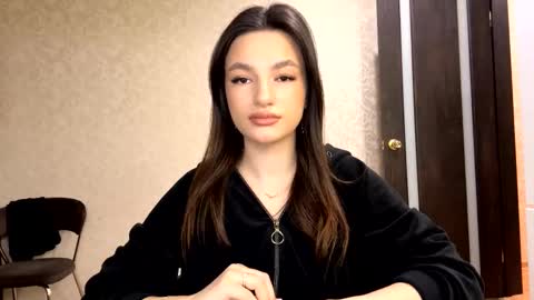 Niki online show from 02-28-26, 04:08