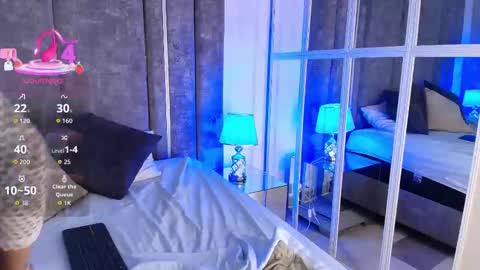 Snapshot of alidiaz__ chatting on 11-17-25, 10:26 Ali Diaz online show from 11-17-25, 10:26