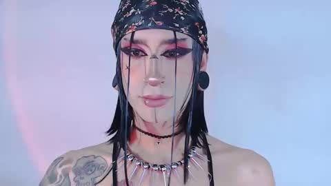     online show from 05-26-26, 12:39