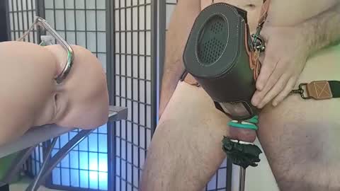 Doll Destroyer online show from 11-21-25, 03:00