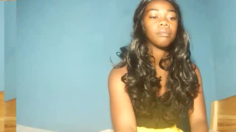 Snapshot of alihane21 chatting on 12-18-25, 12:55 alihane21 online show from 12-18-25, 12:55