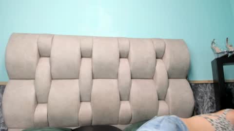 Alice online show from 01-12-25, 11:04