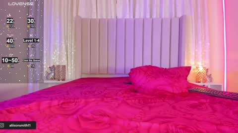 Snapshot of aliison_smith chatting on 02-08-25, 07:15 Alisson online show from 02-08-25, 07:15