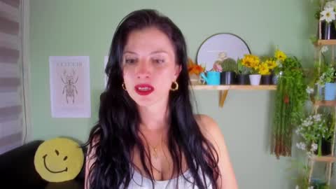 Snapshot of aliiz_01 chatting on 12-21-24, 11:13 Camii online show from 12-21-24, 11:13