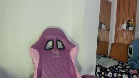 alika online show from 01-11-26, 04:01