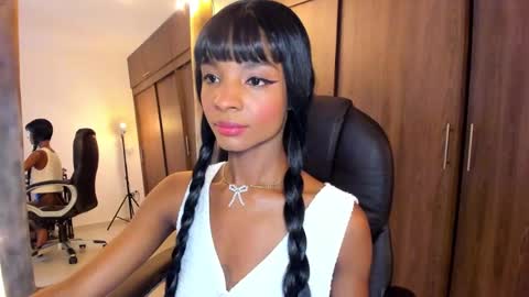 Snapshot of alika_houston chatting on 03-11-25, 06:32 IG Alik nasso online show from 03-11-25, 06:32