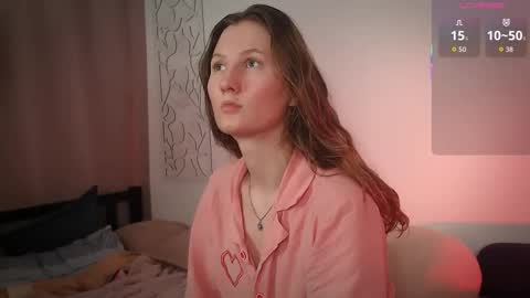 alika_l_v online show from 03-19-26, 01:31