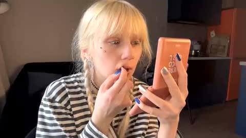 Milana online show from 03-27-26, 12:27