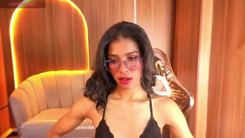 Snapshot of alina_b_ chatting on 04-30-26, 08:04 alina_b_ online show from 04-30-26, 08:04