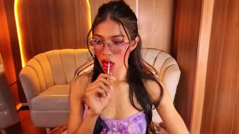 Snapshot of alina_b_ chatting on 05-06-26, 08:03 alina_b_ online show from 05-06-26, 08:03