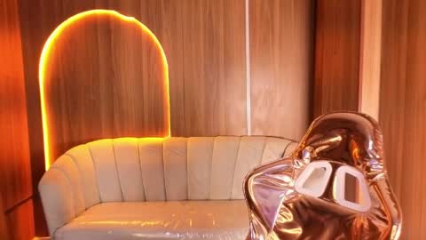 Snapshot of alina_b_ chatting on 05-07-26, 08:25 alina_b_ online show from 05-07-26, 08:25