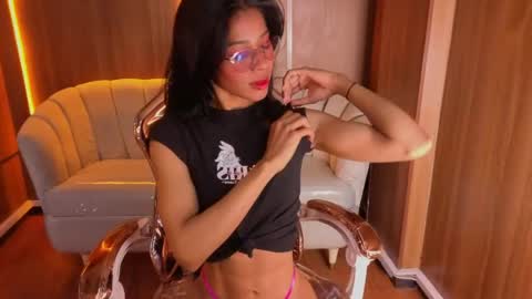Snapshot of alina_b_ chatting on 05-27-26, 08:06 alina_b_ online show from 05-27-26, 08:06