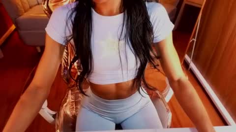 alina_b_ online show from 07-23-26, 01:58