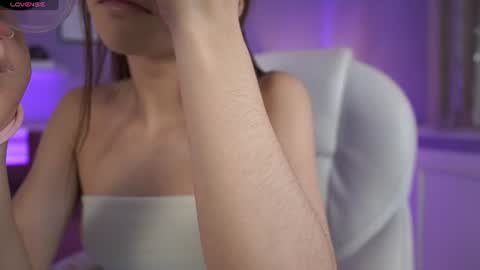Alina Bennet online show from 06-19-26, 11:36