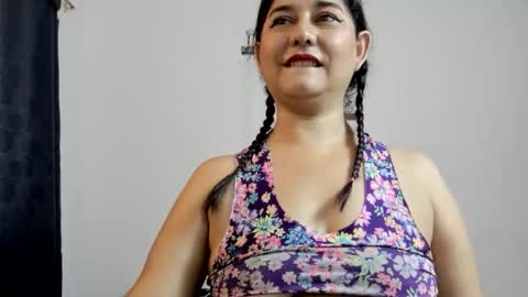 Snapshot of alinabozz1 chatting on 11-15-25, 03:26 alinabozz1 online show from 11-15-25, 03:26