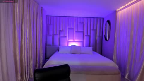 alinakravitz_ online show from 02-14-26, 12:24