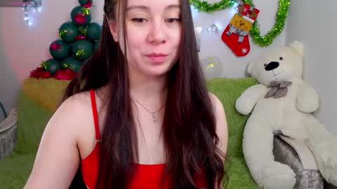 Snapshot of alinaxrose chatting on 01-05-26, 10:57 AlinaXRose online show from 01-05-26, 10:57