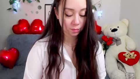 Snapshot of alinaxrose chatting on 03-16-26, 10:36 AlinaXRose online show from 03-16-26, 10:36