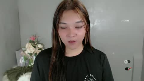 Snapshot of alisa_kiss_ chatting on 02-06-25, 11:32 Shanti xhey online show from 02-06-25, 11:32