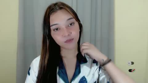 Snapshot of alisa_kiss_ chatting on 02-14-25, 01:18 Shanti xhey online show from 02-14-25, 01:18