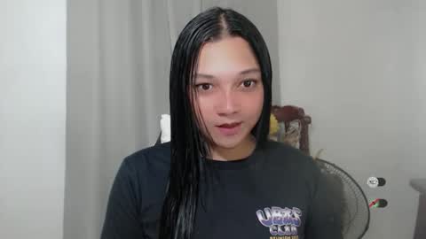 Snapshot of alisa_kiss_ chatting on 09-10-25, 12:05 Shanti xhey online show from 09-10-25, 12:05