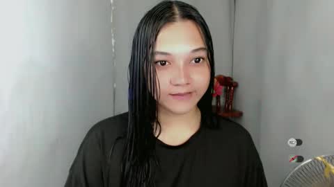 Snapshot of alisa_kiss_ chatting on 09-17-25, 03:57 Shanti xhey online show from 09-17-25, 03:57
