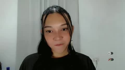 Snapshot of alisa_kiss_ chatting on 10-17-25, 12:58 Shanti xhey online show from 10-17-25, 12:58