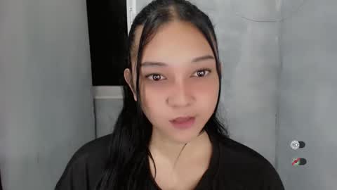 Snapshot of alisa_kiss_ chatting on 10-26-25, 06:14 Shanti xhey online show from 10-26-25, 06:14