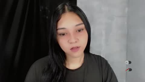 Snapshot of alisa_kiss_ chatting on 10-28-25, 10:56 Shanti xhey online show from 10-28-25, 10:56