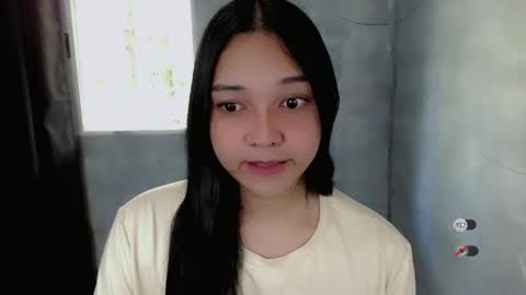 Snapshot of alisa_kiss_ chatting on 10-31-25, 01:39 Shanti xhey online show from 10-31-25, 01:39