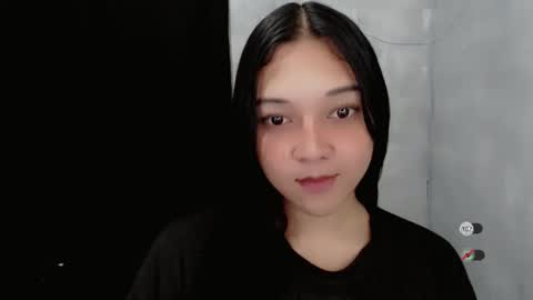 Snapshot of alisa_kiss_ chatting on 11-15-25, 11:18 Shanti xhey online show from 11-15-25, 11:18