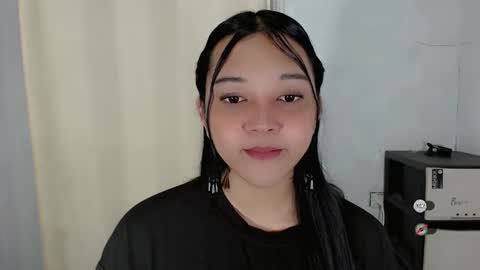 Snapshot of alisa_kiss_ chatting on 12-14-25, 03:17 Shanti xhey online show from 12-14-25, 03:17