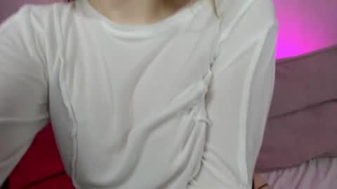 Snapshot of alisa_lesly chatting on 12-11-24, 07:53 Alisa GMT2 Wen - Sun 10 AM - 4 PM except Monday and Tuesday online show from 12-11-24, 07:53