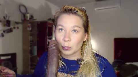 Snapshot of alisa_u chatting on 05-26-26, 09:55 alisa_u online show from 05-26-26, 09:55