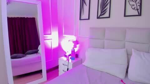     online show from 02-07-25, 09:04