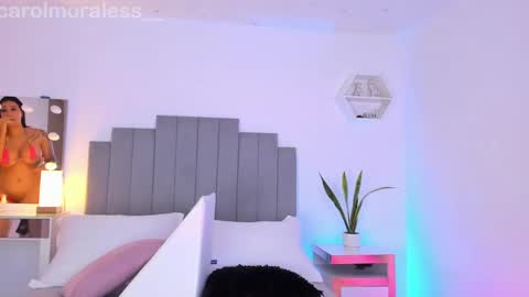 Snapshot of alisa_walton chatting on 02-09-25, 05:40 ALIS online show from 02-09-25, 05:40