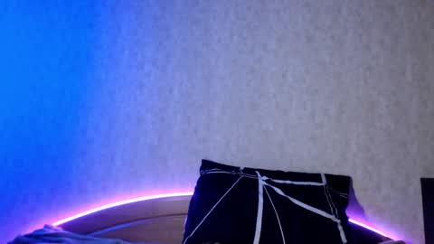 alisaadoll online show from 12-16-24, 01:54