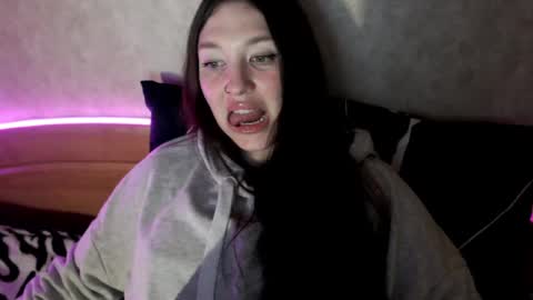 alisaadoll online show from 05-05-26, 01:41
