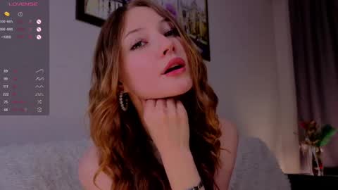 Snapshot of alisavine chatting on 06-06-26, 07:29 Alisa online show from 06-06-26, 07:29