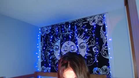 alisha17love online show from 11-09-25, 09:13