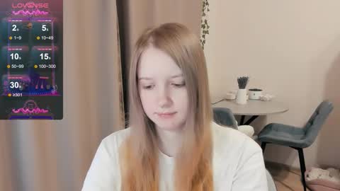 Snapshot of alisha_ley chatting on 09-18-25, 02:57 Alya online show from 09-18-25, 02:57